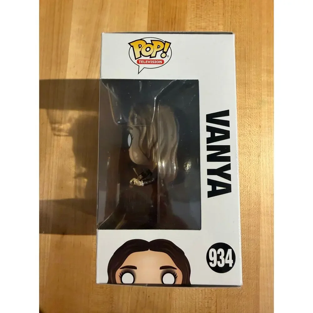 Funko POP! Television The Umbrella Academy Vanya #934 - Picture 2 of 6